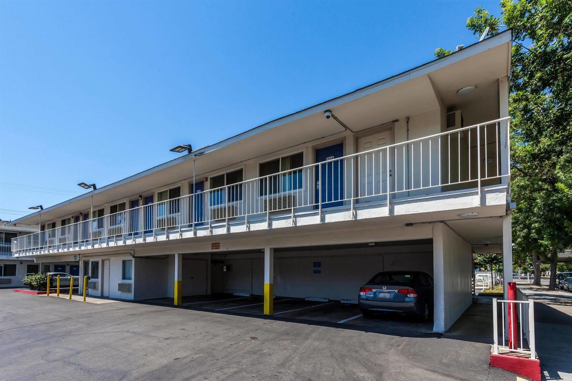 Motel 6 Sacramento, Ca - Downtown Εξωτερικό φωτογραφία