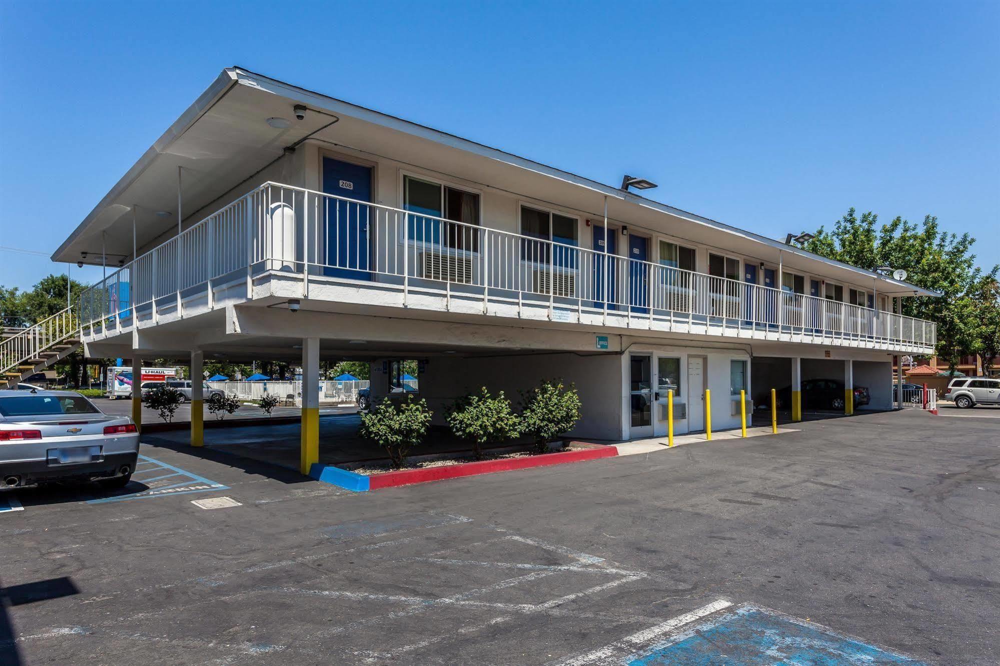 Motel 6 Sacramento, Ca - Downtown Εξωτερικό φωτογραφία